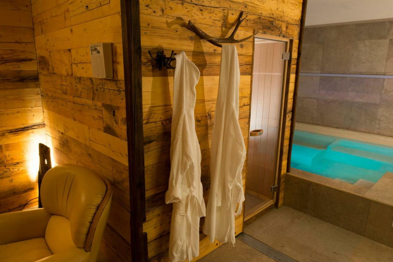 Lo Tzeno Guest house *